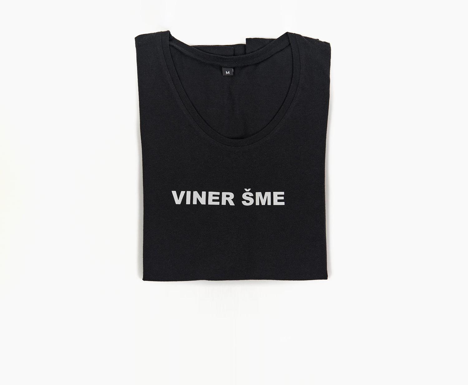 Schwarzes T-Shirt mit der Aufschrift Viner Šme